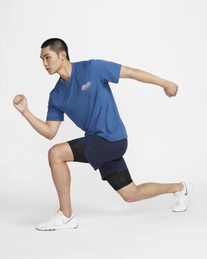 나이키 드라이핏 UV 하이버스 숏슬리브 캐주얼 맨즈 반팔 티셔츠 FN3280-476