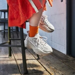 아디다스 오즈가이아 코코아 스포츠 커플화 러닝화 운동화 IIG6049