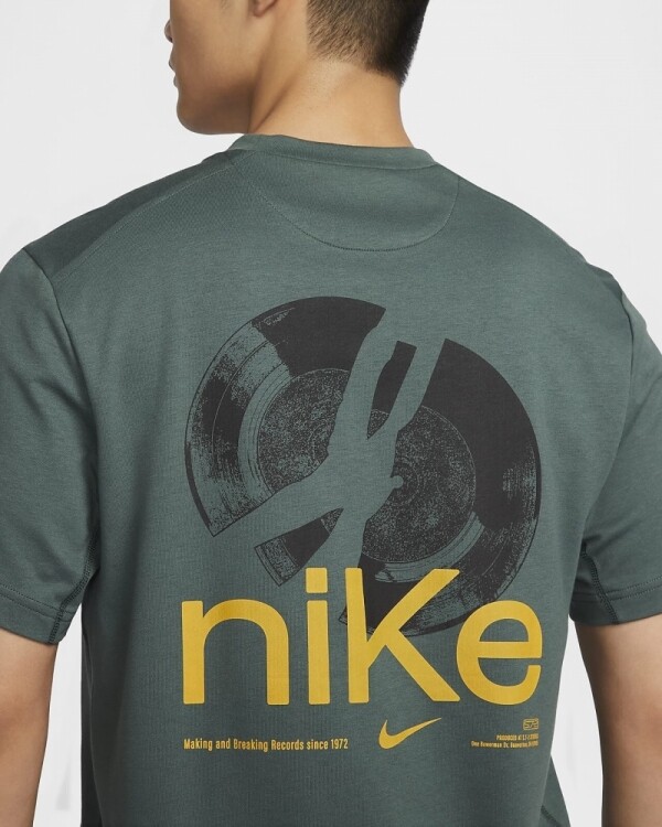 오픈마켓 우리들쇼핑,나이키 프라이머리 스튜디오 72 맨즈 드라이 핏 반팔 티셔츠 FN3320-338