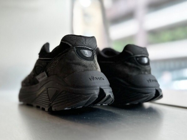 오픈마켓 우리들쇼핑,뉴발란스 990 V4 트리플 런닝화 커플화 운동화 블랙 M990BB4