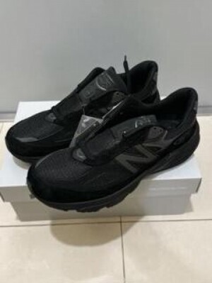 뉴발란스 990 V4 트리플 런닝화 커플화 운동화 블랙 M990BB6
