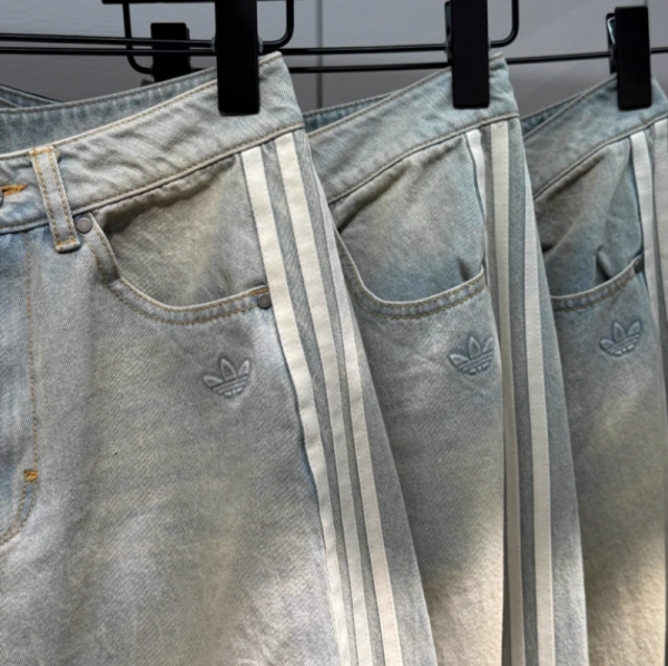 오픈마켓 우리들쇼핑,아디다스 아딜레늄 시즌 3 바나나 피티드 워시드 데님 우먼스 팬츠 블루 JX9212