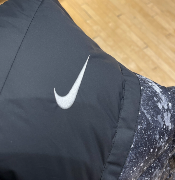 오픈마켓 우리들쇼핑,나이키 윈드러너 스톰핏 프린팅 스포츠화 맨즈 패딩 다운 점퍼 HQ4184-010