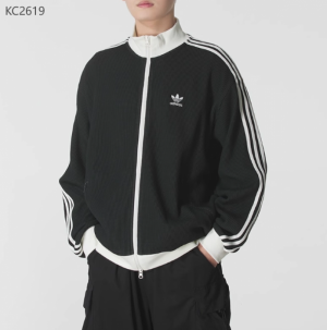 아디다스 오리지널스 커플화 니트 트랙 탑 블랙 KC2619