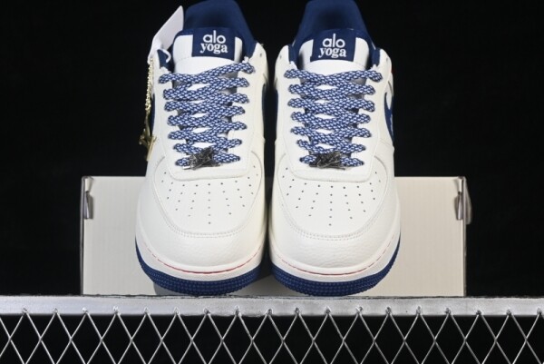 오픈마켓 우리들쇼핑,나이키 에어포스 로우 스니커즈 캐주얼화 커플화 운동화 XY9025-011