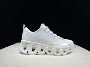 온러닝 Cloudswift K-Tech 1 화이트 여성 런닝화