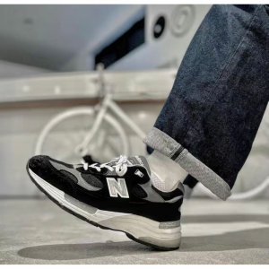 뉴발란스 992 로우탑 스니커즈 운동화  M992GR M992GG M992EB